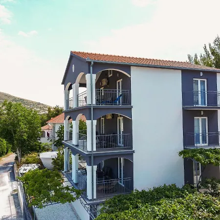 Seget Apartment Seget Vranjica