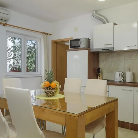 Seget Apartment